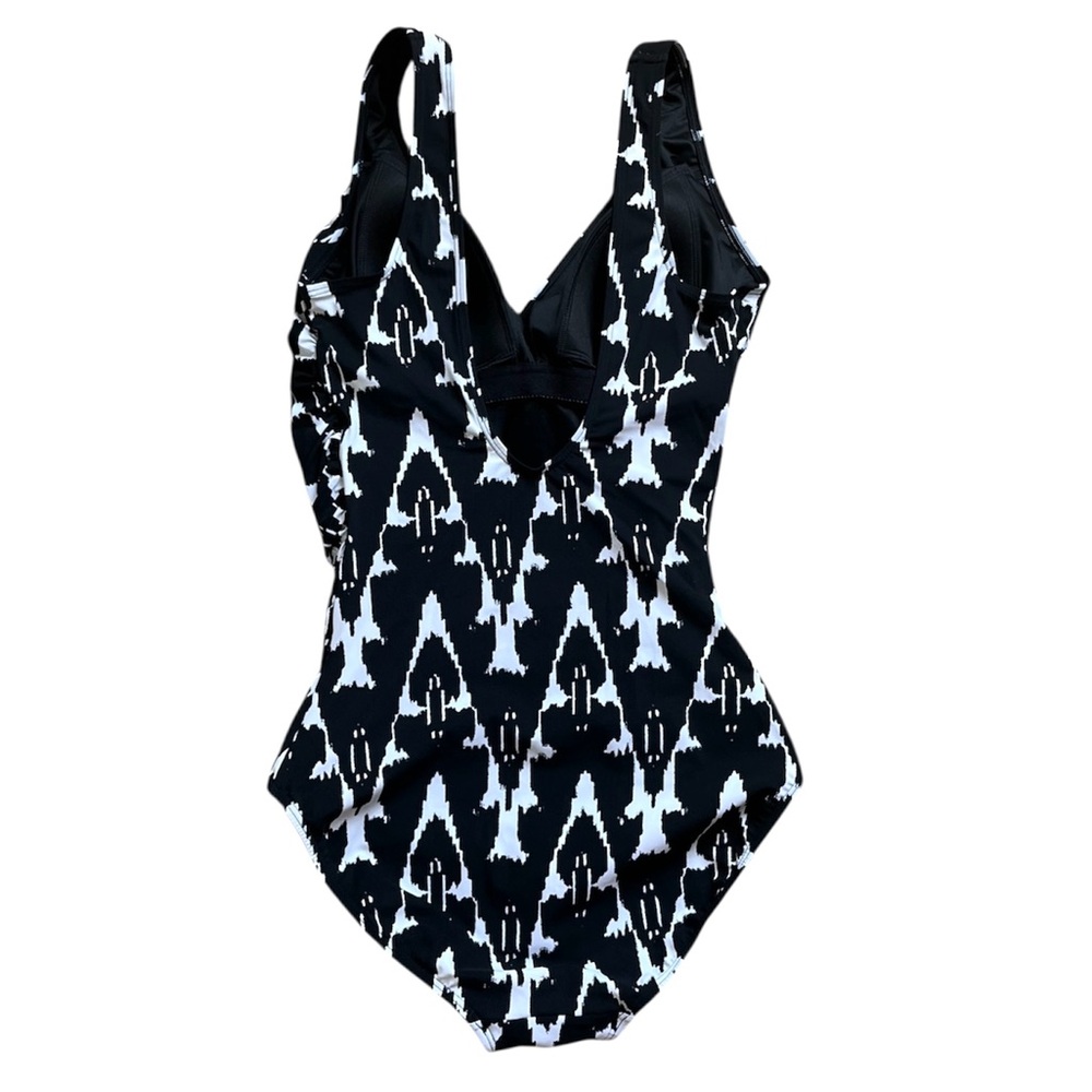LL Bean Black White Print UV Protection One Piece Bathing Swimsuit Size 10 Long - Picture 2 of 3